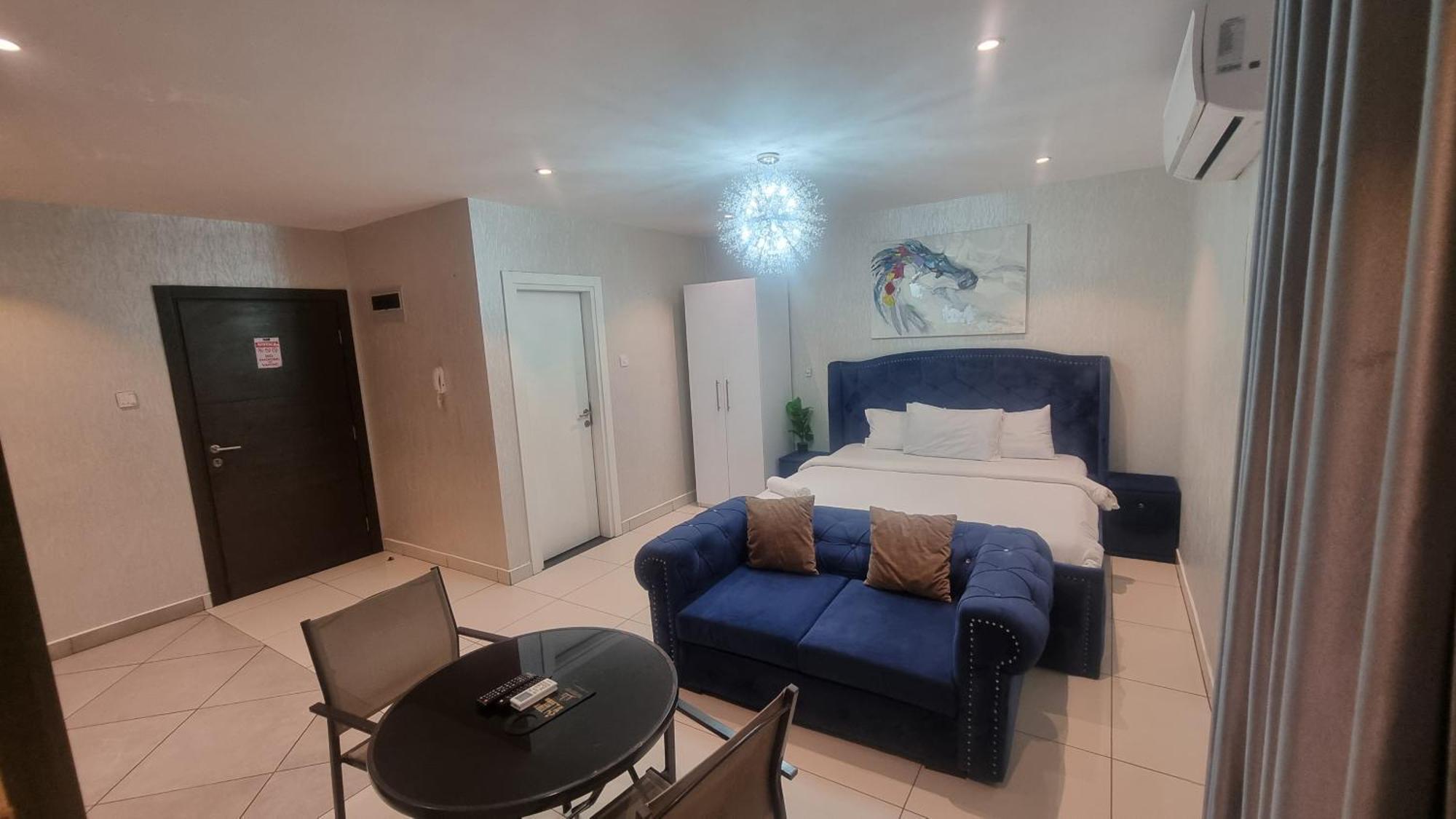 Embassy Gardens Luxury Suites Cpg Аккра Экстерьер фото